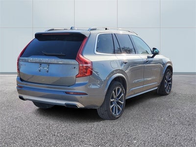 2019 Volvo XC90 T6 Momentum