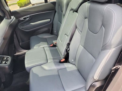 2020 Volvo XC90 T6 Momentum