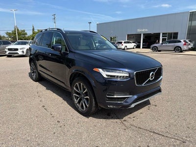 2019 Volvo XC90 T6 Momentum