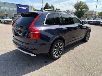 2019 Volvo XC90 T6 Momentum