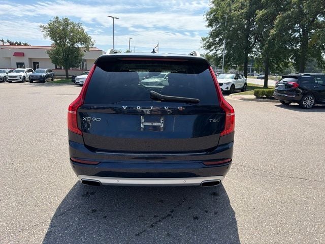 2019 Volvo XC90 T6 Momentum
