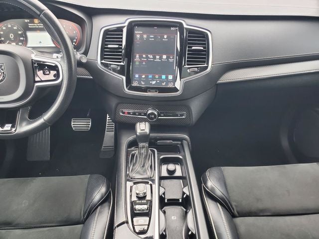 2019 Volvo XC90 T6 R-Design