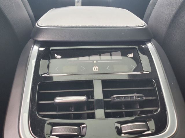 2019 Volvo XC90 T6 R-Design
