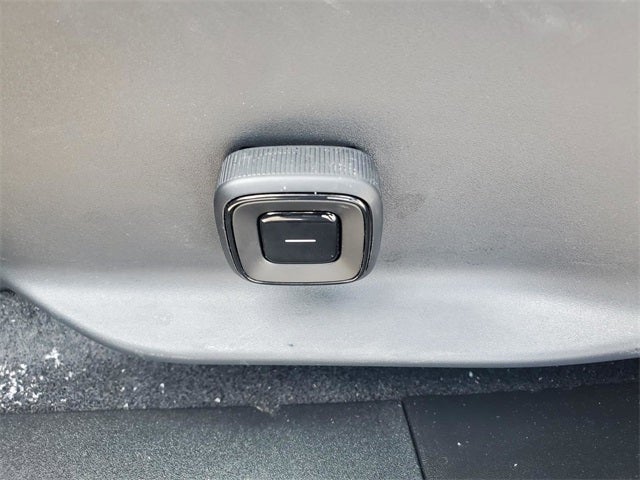 2026 Volvo EX30 Twin Motor Cross Country Ultra