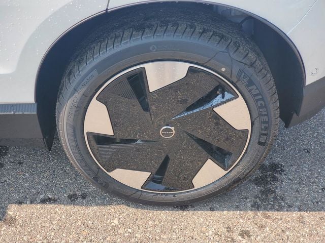 2026 Volvo EX30 Twin Motor Performance Ultra