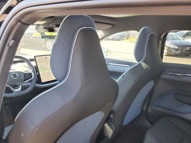 2026 Volvo EX30 Twin Motor Performance Ultra