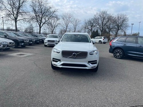 2024 Volvo XC90 Recharge Plug-In Hybrid T8 Plus Bright Theme 7 Passenger