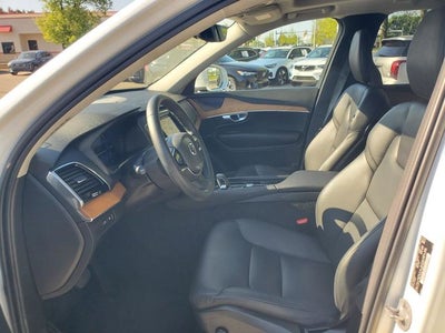 2024 Volvo XC90 Recharge Plug-In Hybrid T8 Plus Bright Theme 7 Passenger
