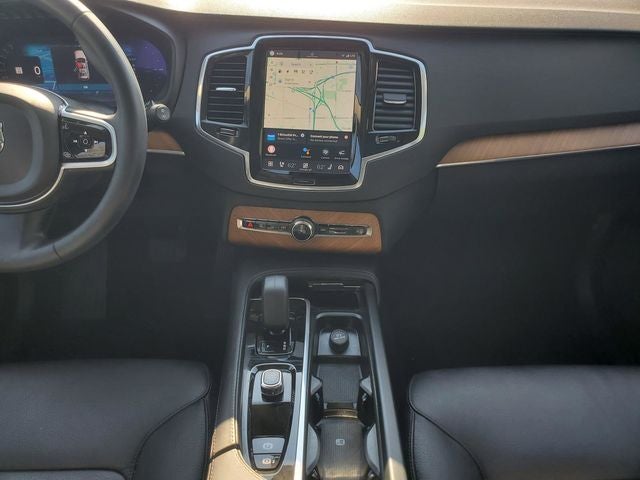 2024 Volvo XC90 Recharge Plug-In Hybrid T8 Plus Bright Theme 7 Passenger