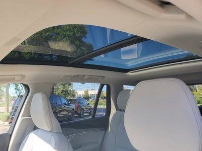 2024 Volvo XC90 Recharge Plug-In Hybrid T8 Plus Bright Theme 7 Passenger