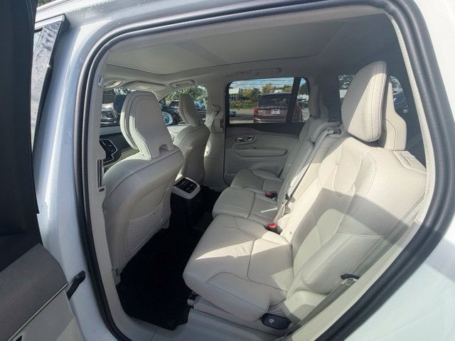 2024 Volvo XC90 Recharge Plug-In Hybrid T8 Plus Bright Theme 7 Passenger