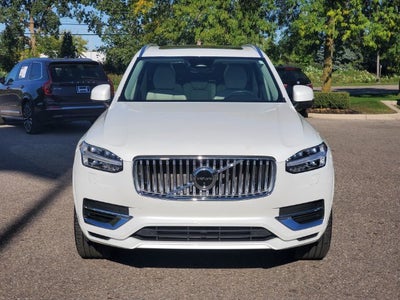 2024 Volvo XC90 Recharge Plug-In Hybrid T8 Plus Bright Theme 7 Passenger