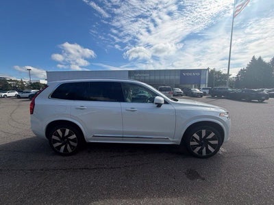 2024 Volvo XC90 Recharge Plug-In Hybrid T8 Plus Bright Theme 7 Passenger