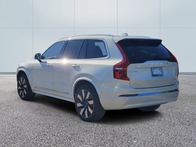 2024 Volvo XC90 Recharge Plug-In Hybrid T8 Plus Bright Theme 7 Passenger