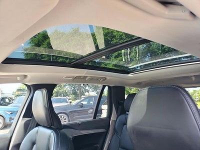 2024 Volvo XC90 Recharge Plug-In Hybrid Ultimate