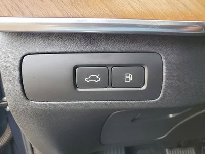 2023 Volvo XC90 Recharge Plug-In Hybrid T8 Plus Dark Theme 7 Passenger