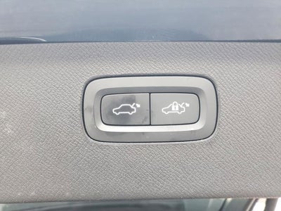 2023 Volvo XC90 Recharge Plug-In Hybrid T8 Plus Dark Theme 7 Passenger