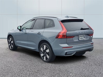 2024 Volvo XC60 Recharge Plug-In Hybrid T8 Plus Dark Theme
