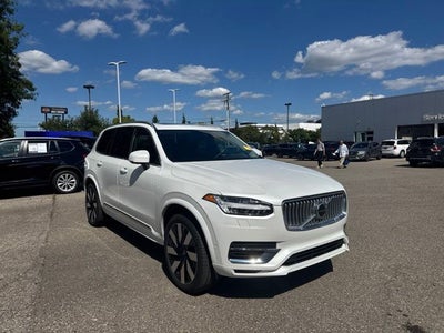 2025 Volvo XC90 Plug-In Hybrid T8 Plus 6 Passenger