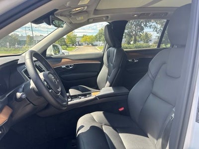 2025 Volvo XC90 Plug-In Hybrid T8 Plus 6 Passenger
