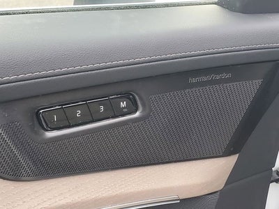 2026 Volvo XC90 Plug-In Hybrid T8 Ultra 6 Passenger