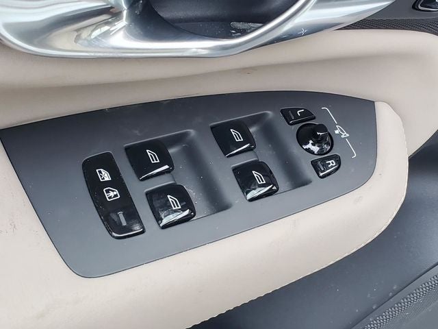 2026 Volvo XC90 Plug-In Hybrid T8 Ultra 6 Passenger