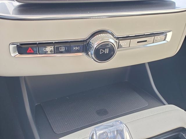 2026 Volvo XC90 Plug-In Hybrid T8 Ultra 6 Passenger