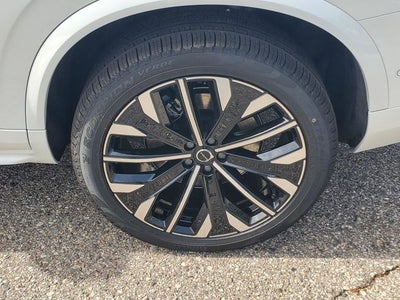2026 Volvo XC90 Plug-In Hybrid T8 Ultra 6 Passenger