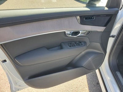 2026 Volvo XC90 Plug-In Hybrid T8 Ultra
