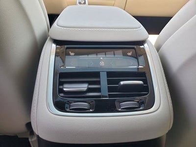 2026 Volvo XC90 Plug-In Hybrid T8 Ultra