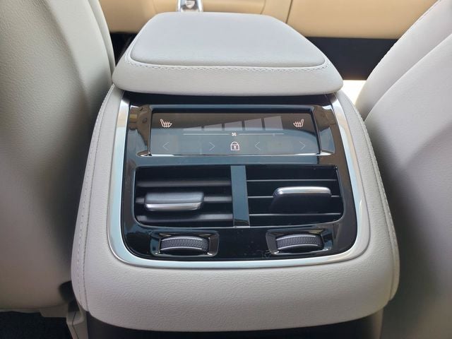 2026 Volvo XC90 Plug-In Hybrid T8 Ultra
