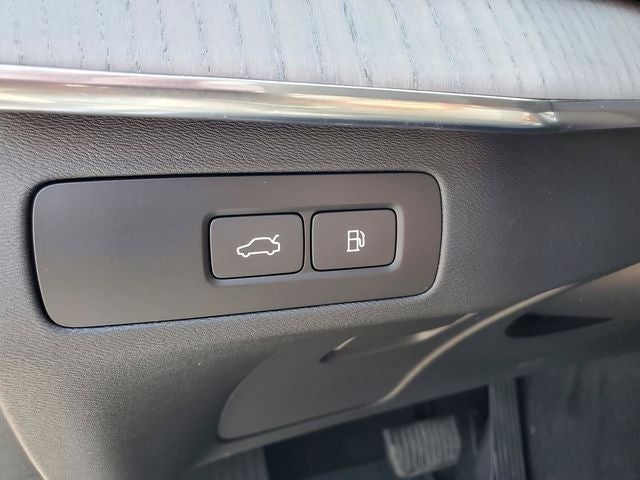 2024 Volvo XC90 Recharge Plug-In Hybrid Ultimate