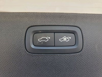 2025 Volvo XC90 Plug-In Hybrid T8 Plus 7 Passenger