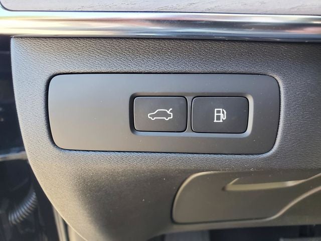 2026 Volvo XC90 Plug-In Hybrid T8 Plus 7 Passenger