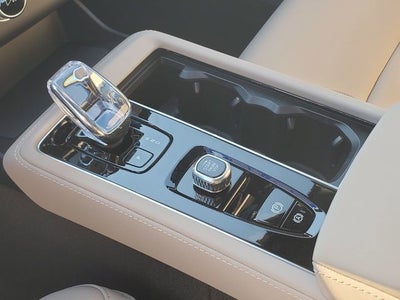 2026 Volvo XC90 Plug-In Hybrid T8 Plus 7 Passenger