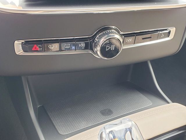 2026 Volvo XC90 Plug-In Hybrid T8 Plus 7 Passenger