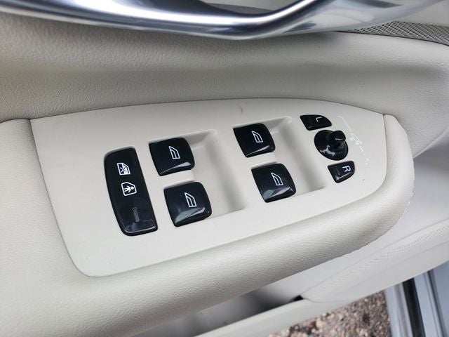 2025 Volvo XC90 Plug-In Hybrid T8 Plus 7 Passenger