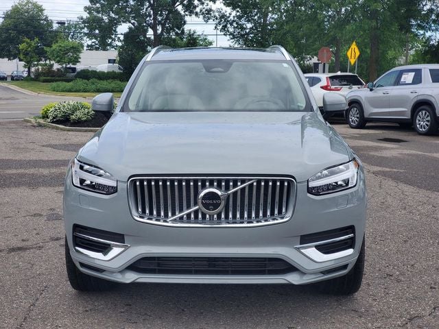 2025 Volvo XC90 Plug-In Hybrid T8 Plus 7 Passenger