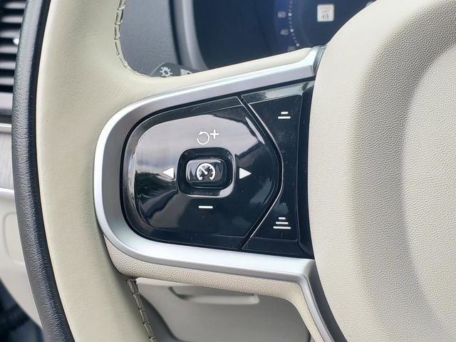 2025 Volvo XC90 Plug-In Hybrid T8 Plus 7 Passenger