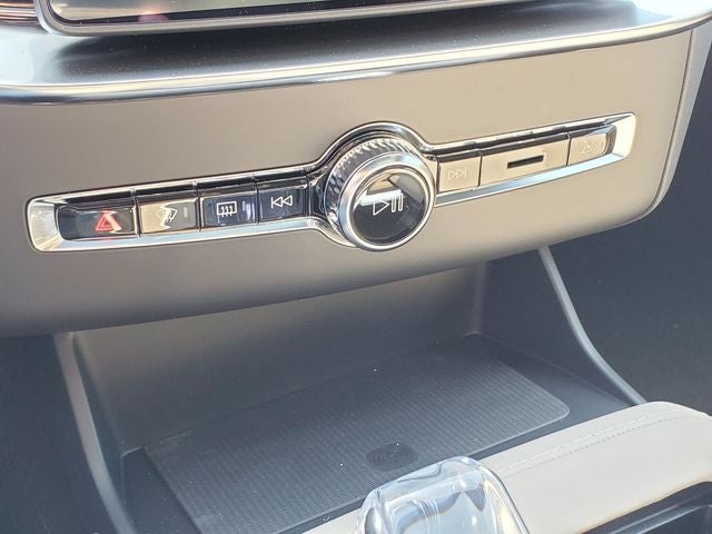 2026 Volvo XC90 Plug-In Hybrid T8 Plus 7 Passenger