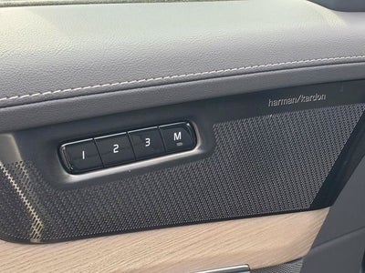 2026 Volvo XC90 Plug-In Hybrid T8 Plus 7 Passenger