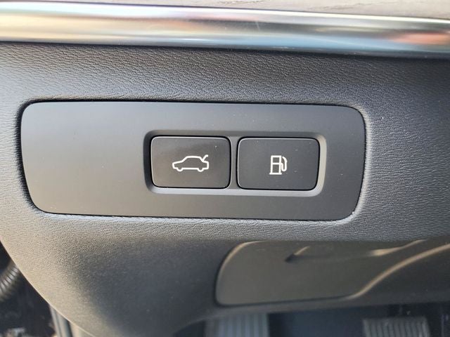 2026 Volvo XC90 Plug-In Hybrid T8 Plus 7 Passenger