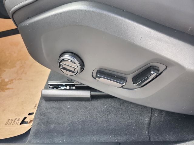 2026 Volvo XC90 Plug-In Hybrid T8 Plus 7 Passenger