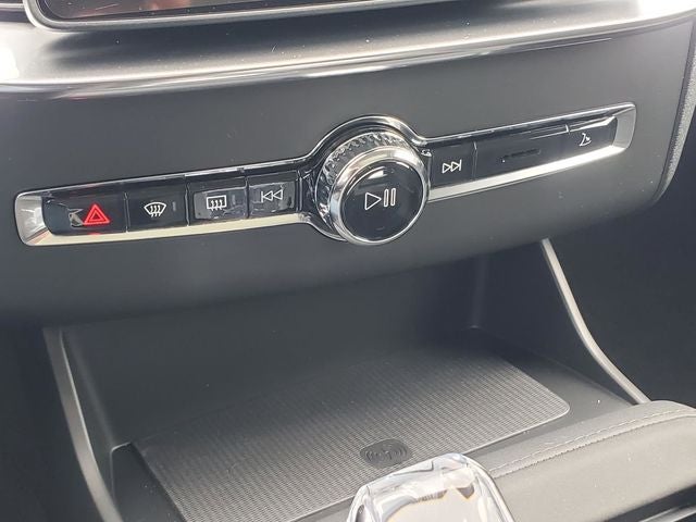 2026 Volvo XC90 Plug-In Hybrid T8 Plus 7 Passenger
