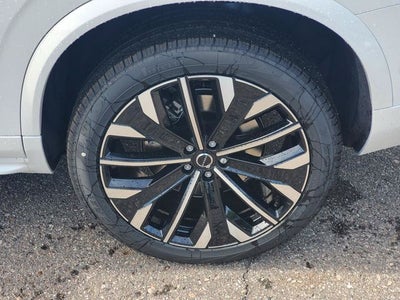 2026 Volvo XC90 Plug-In Hybrid T8 Plus 7 Passenger