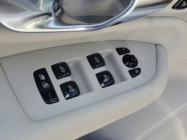 2026 Volvo XC90 Plug-In Hybrid T8 Ultra 7 Passenger
