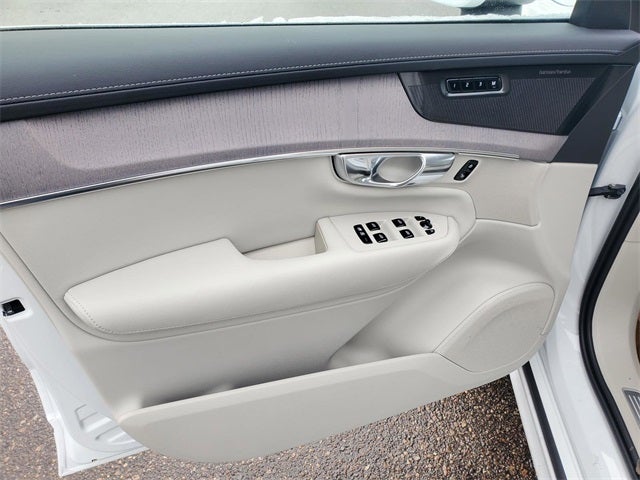 2026 Volvo XC90 Plug-In Hybrid T8 Ultra 7 Passenger