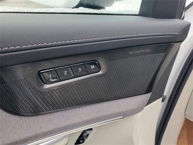 2026 Volvo XC90 Plug-In Hybrid T8 Ultra 7 Passenger