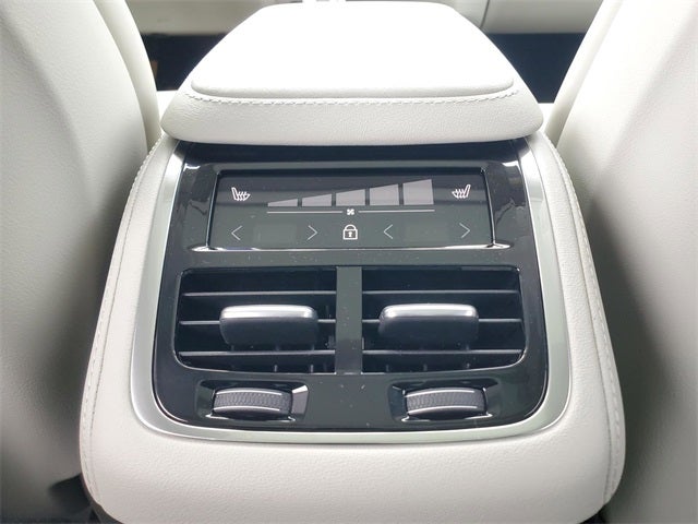 2026 Volvo XC90 Plug-In Hybrid T8 Ultra 7 Passenger