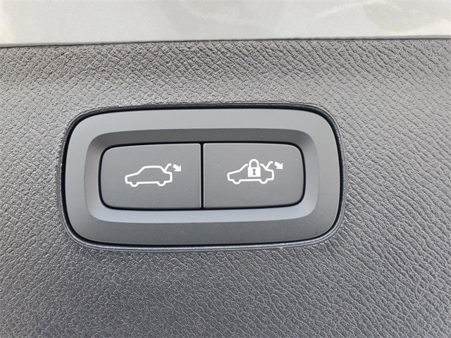 2026 Volvo XC90 Plug-In Hybrid T8 Ultra 7 Passenger